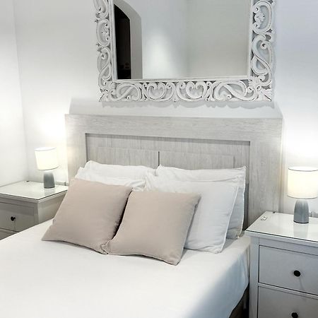 Delightful City Centre Studio Clarendon Apartment - Grand Central House Gibraltar Buitenkant foto