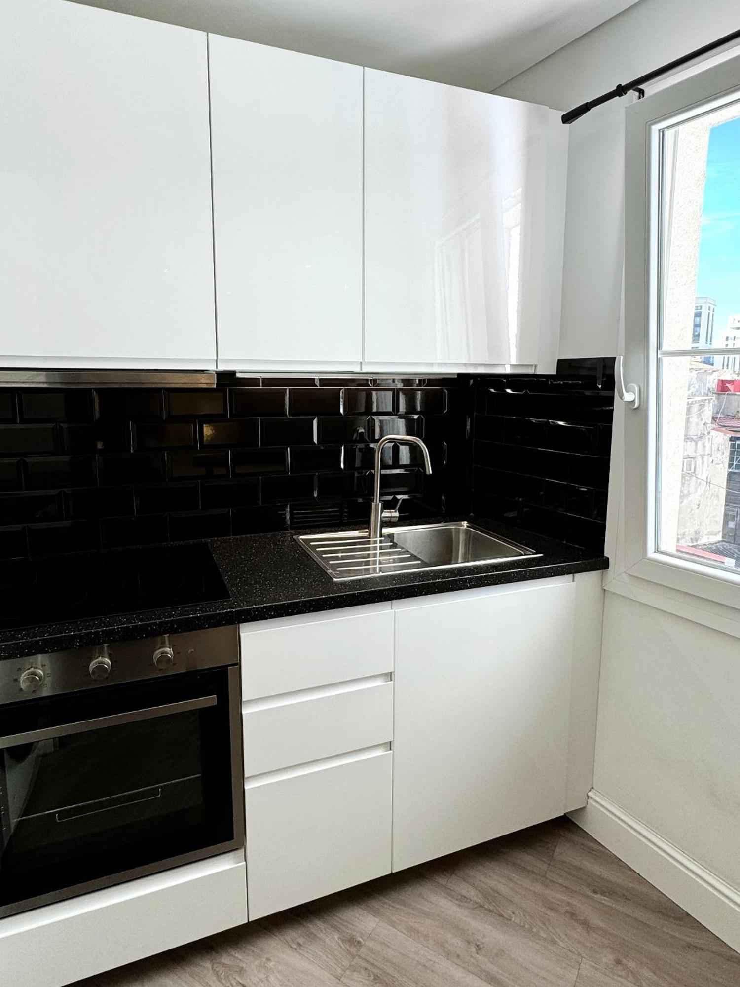Delightful City Centre Studio Clarendon Apartment - Grand Central House Gibraltar Buitenkant foto